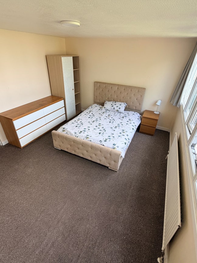 Large double room Main Photo
