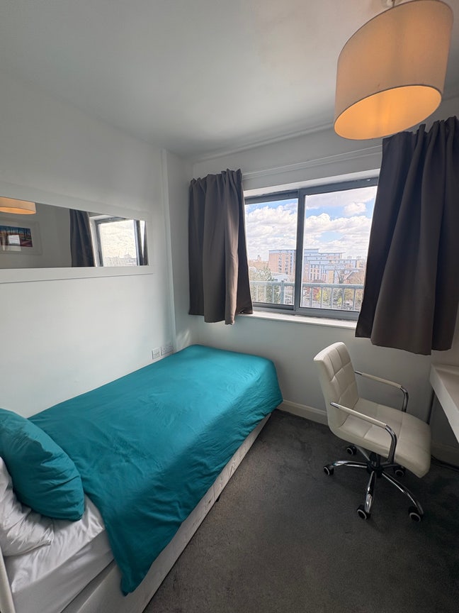 Tidy room for rent in Tufnell Park  Main Photo