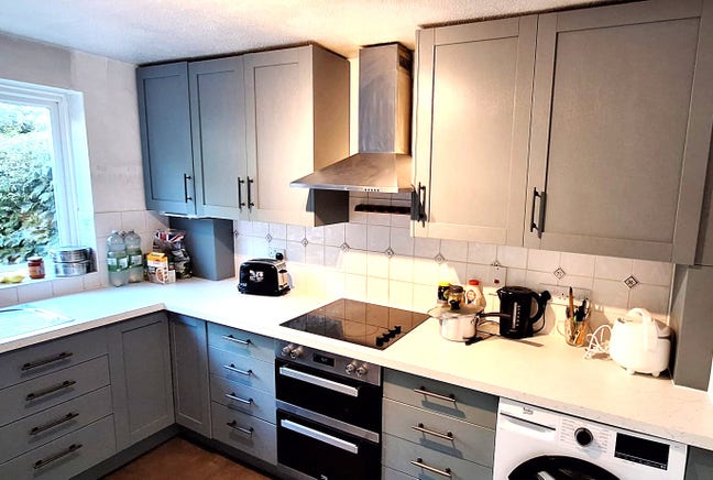 Large Room for Professional All Bills Inc Main Photo