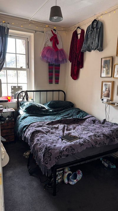 Double bedroom in Bethnal Green maisonette  Main Photo