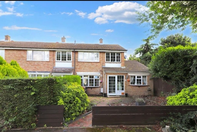 Furnished Double Room - &pound;700pcm Bills Included  Main Photo