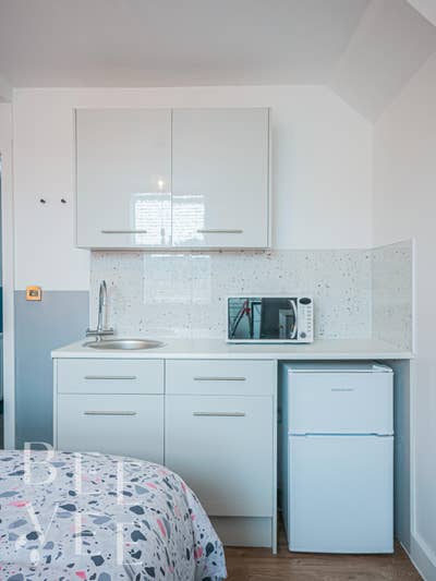 🌟 Modern Studio on High Street, Old Fletton Main Photo