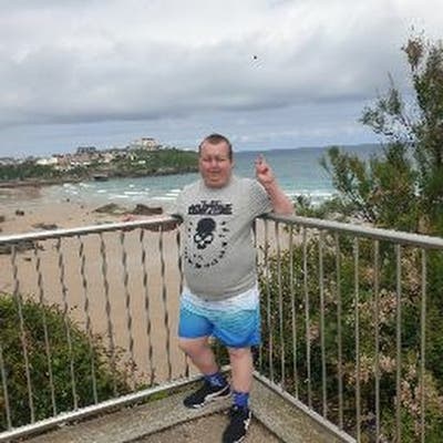 42 year old Male seeks a single or double room Main Photo