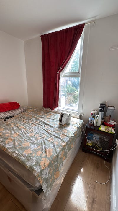 Bedspace available for female in two sharing  room Main Photo