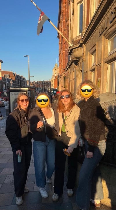 Looking for a third housemate & home in SW London! Main Photo