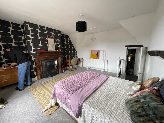 1 gorgeous room to let in a 4 bed flat  Main Photo