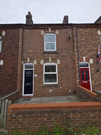 Freshly Refurbished 2 Bed House Main Photo