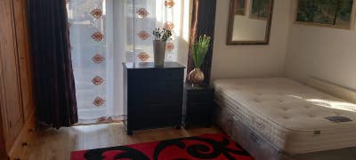 Double room is available for rent in - LU2 9ED Main Photo