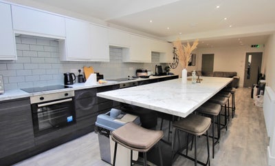 Luxury 8-Bed En-Suite Home | Selly Oak Main Photo