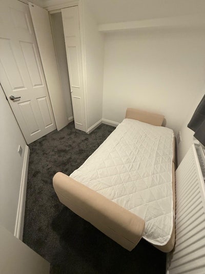 Single room in Roehampton High street  Main Photo