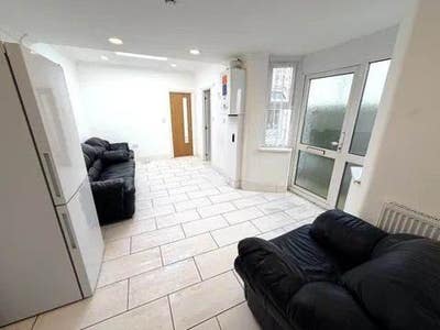 Double Rooms Available –  IG1, DSS Welcome Main Photo
