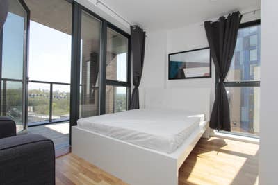 ⚡3 beautiful rooms in luxury flat! what else!?⚡ Main Photo