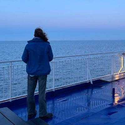 student looking for open minded house share Main Photo
