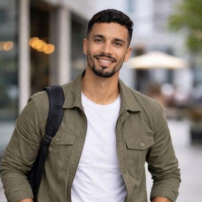Professional Male seeks a single or double room Main Photo
