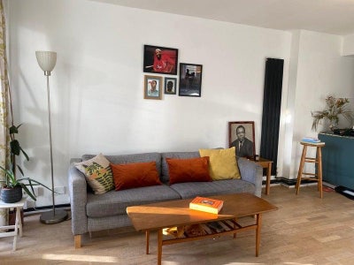 Room in great part of town  Main Photo