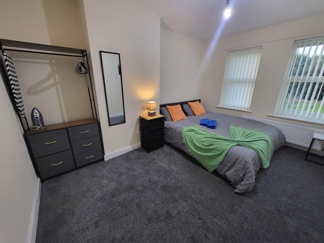 🛏️ Top-Quality Rooms in Sheffield, Quick Move-In Main Photo
