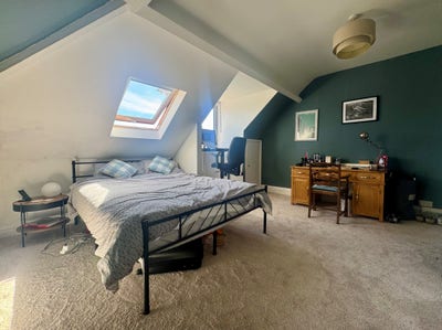 Newly Refurbished Large Double, Clifton Village Main Photo