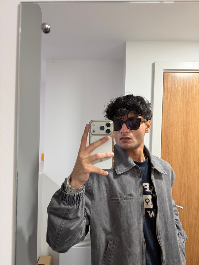 Looking for a place to move in to  Main Photo