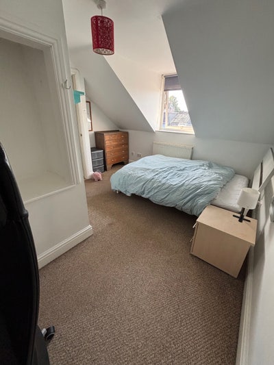 Female lodger from 20th July 26 pcm Main Photo