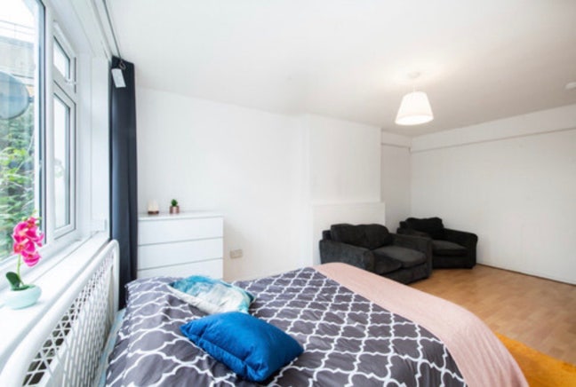 Spacious Room in Battersea with private Garden🔥 Main Photo