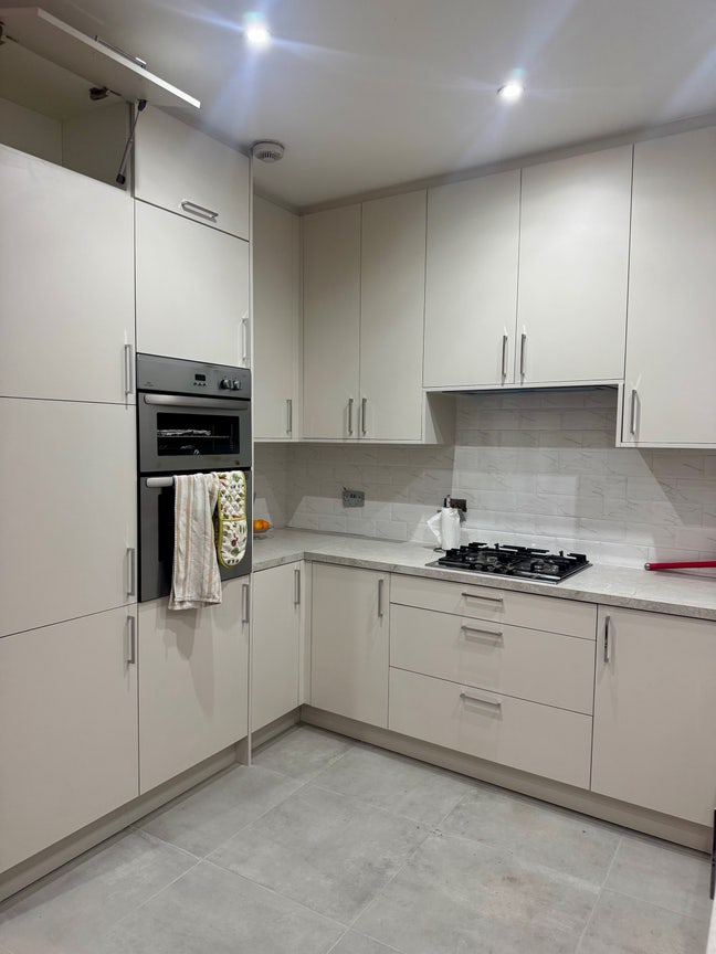 Rooms for rent by Twickenham Green Main Photo