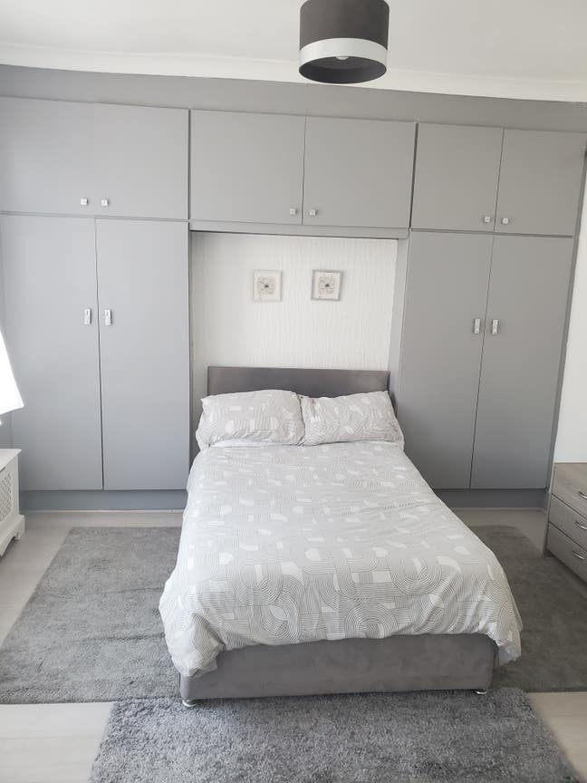 Professional Rooms to Rent Main Photo