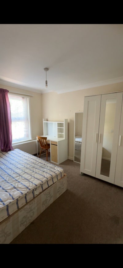 Plaistow spacious double room 750per month Main Photo