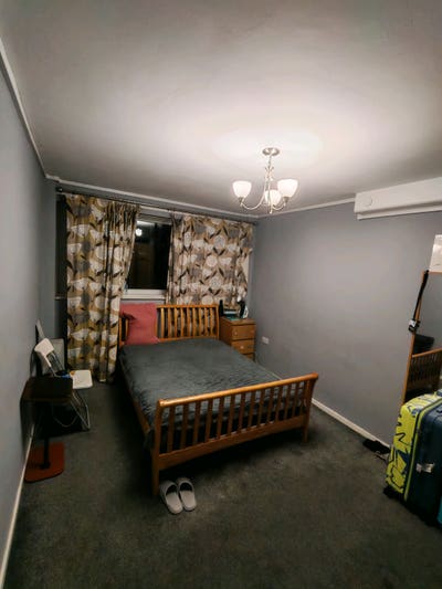 Spacious Double Room Available Near Broadway Plaza Main Photo