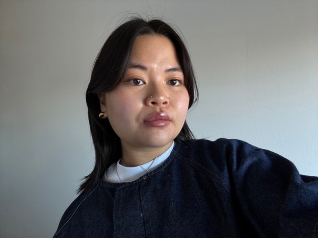24yr old looking for buddies/double room! Main Photo