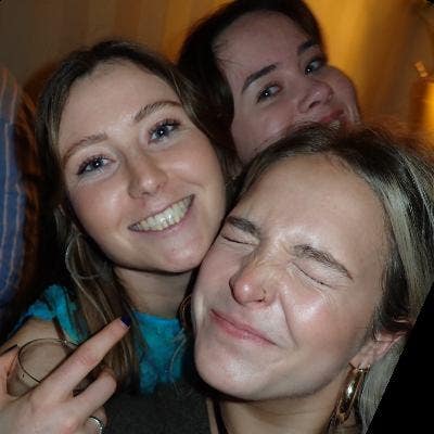 Looking for buddy up or room in Belfast  Main Photo