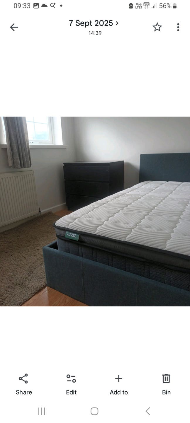 Small double room /Close to ladywell Station  Main Photo