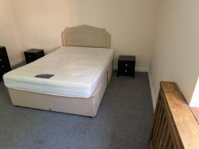 Rooms are available in barnstaple city Main Photo