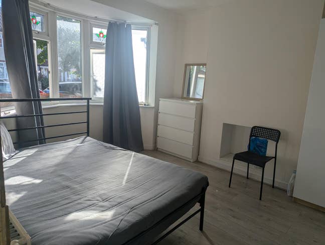 Nice,clean double room  Main Photo