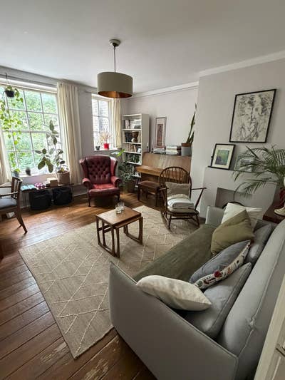Bright Room in Bethnal Green - Summer Let Main Photo