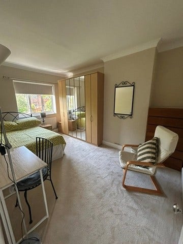 Spacious Double Room in Putney – Monday to Friday  Main Photo