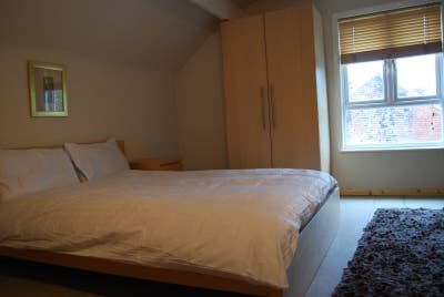 Very large rooms in shared student house Main Photo