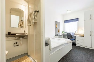 Student Room at Russell View Available  Main Photo