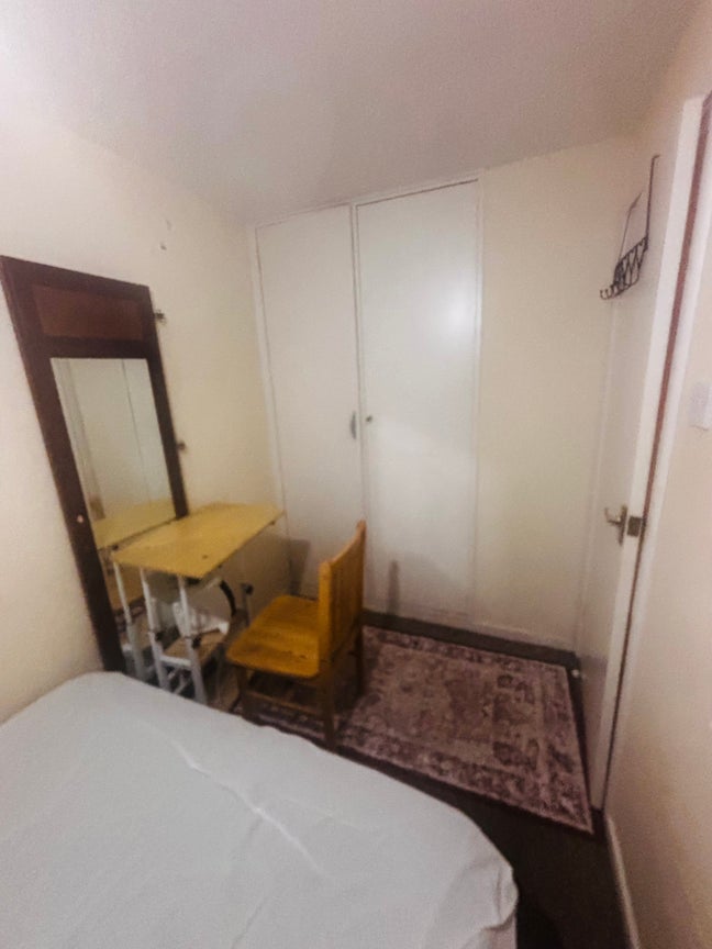 Sami double room for rent en3  Main Photo