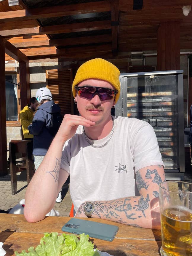 Looking for double room in east london Main Photo