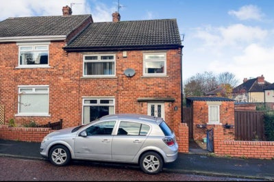 3 Bed Semi-Detached House, Hill Top, NE21 Main Photo