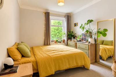 Double Room in Lovely Houseshare Available 30 June Main Photo