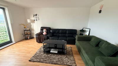 Quiet, Pleasant, Resident space Main Photo