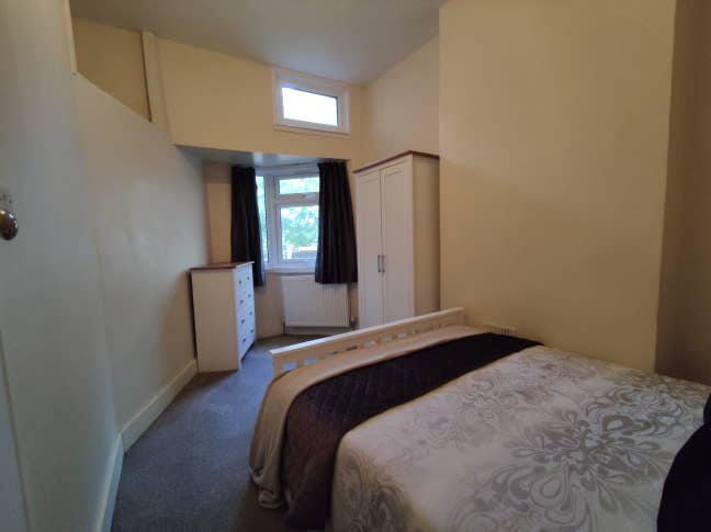 Double Room - Dartford Town Centre Main Photo