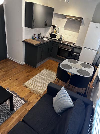 1 bed flat available for 6 to 9 month  Main Photo