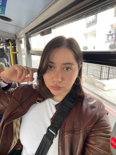 Queer Enby searching Queer House/Flatmates Main Photo