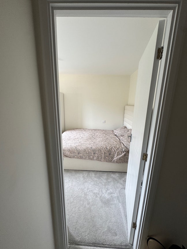 Double room with bathroom and parking facility Main Photo