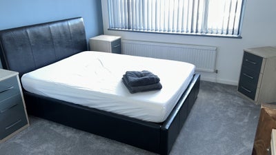 Large furnished Double room and single furnished r Main Photo