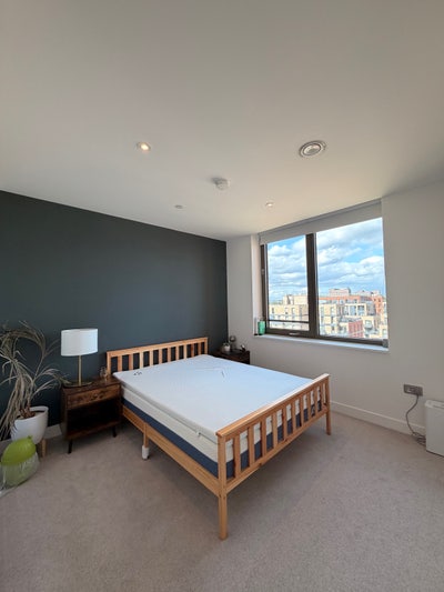 Stunning New Build | King Size Bed & Ensuite Main Photo