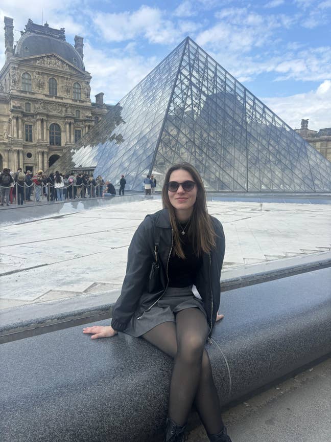 21, looking for a flatshare / buddy up!  Main Photo