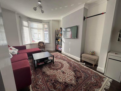 2 Rooms to let your in a friendly home in Erith Main Photo